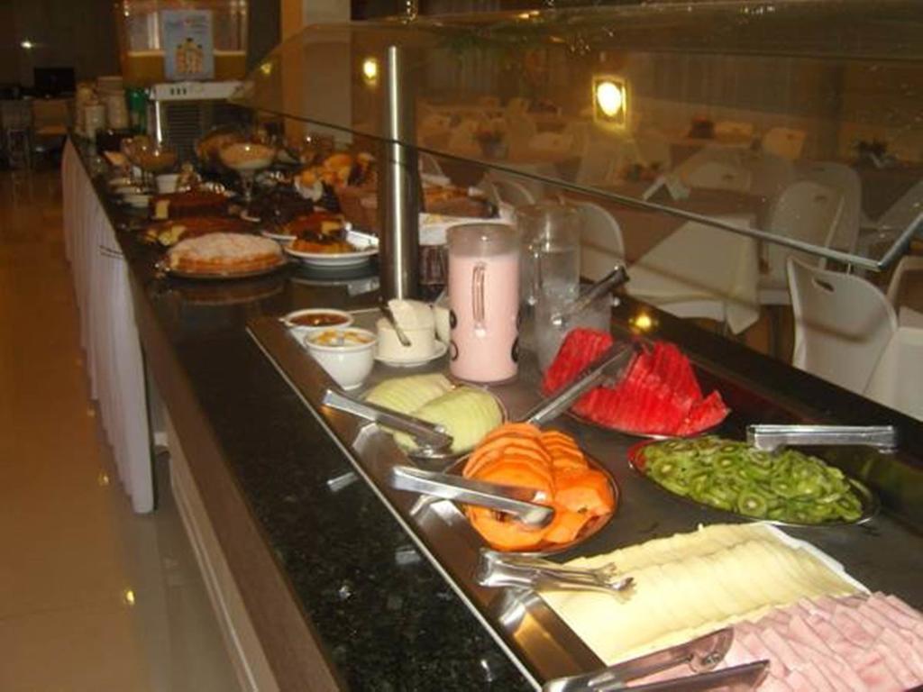 Hotel Candeias