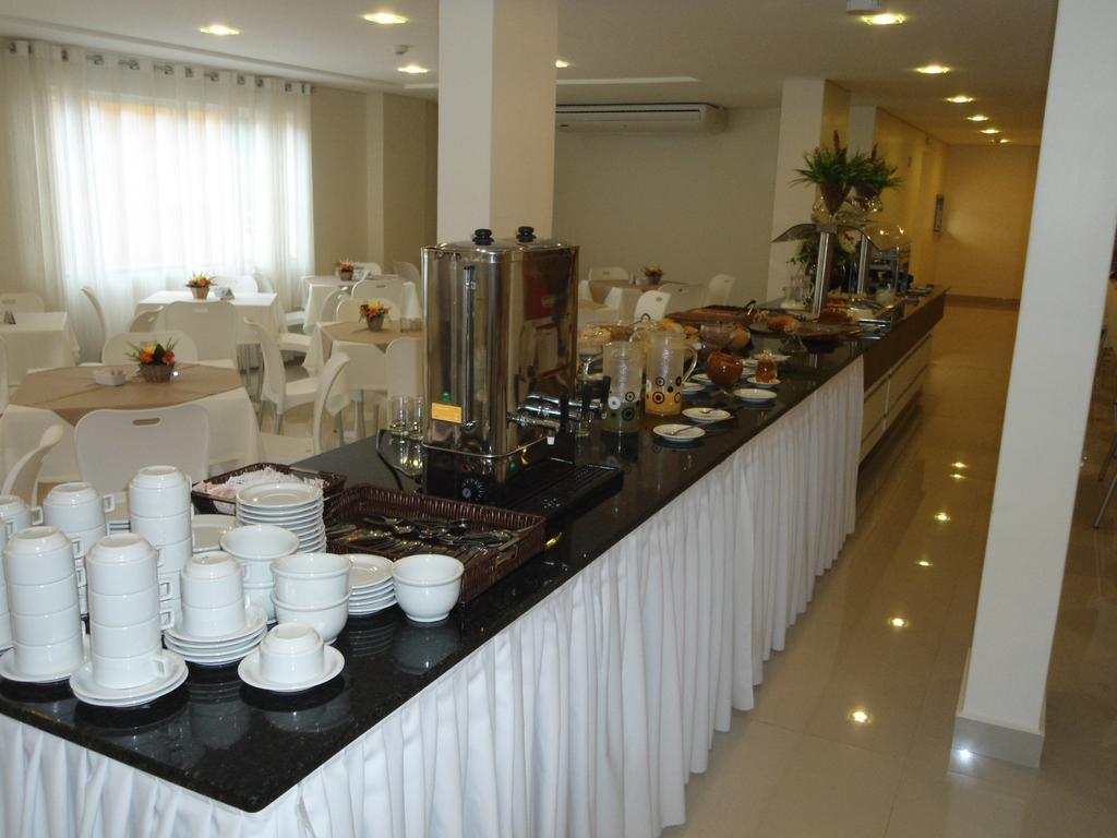 Candeias Hotel 3*